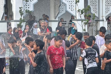 Persediaan prosedur berkhatan moden